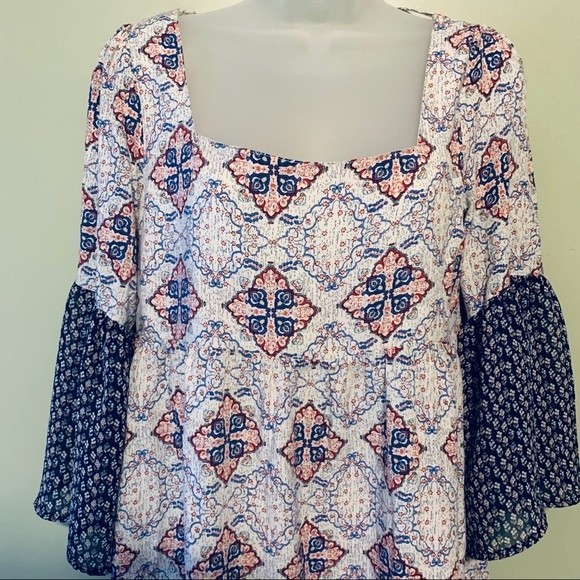 Umgee Peasant Tunic, Size Small - Picture 3 of 7